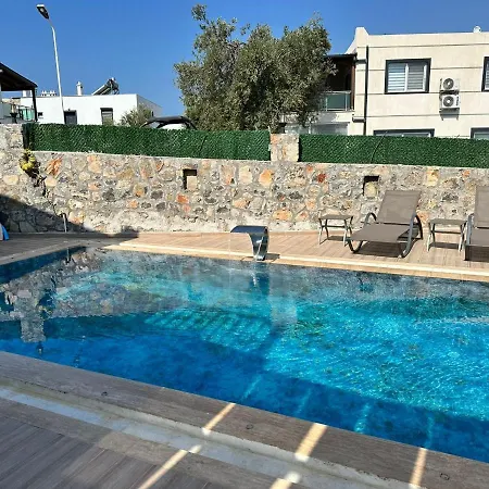 بيت للعطل Luxury Summer House *
